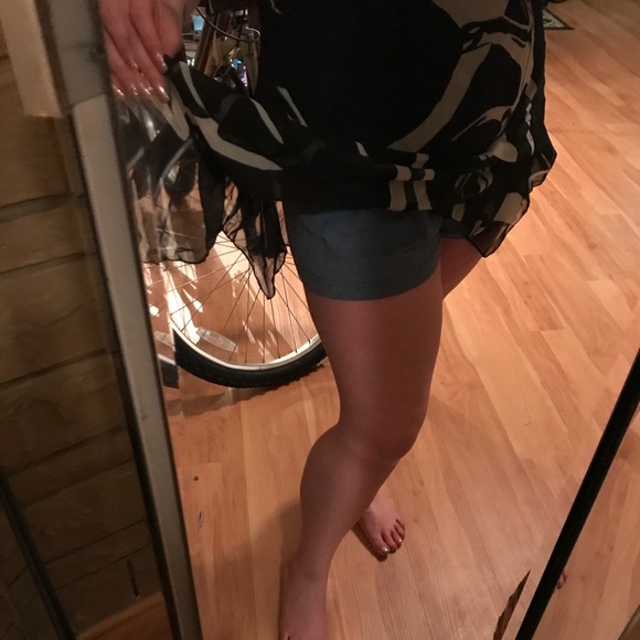 Sold ✔️🔴 🔴 🔴 - Picture 2 of 3